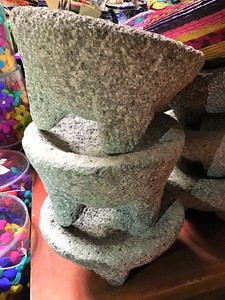 MOLCAJETE STONE 9IN. LRG