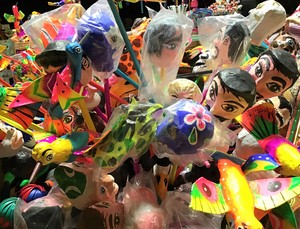 PAPER MACHE MARACAS