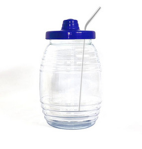 VITROLERA PLASTIC LIQUID JAR CUP W/STRAW SMALL 500ML 5X3.5IN